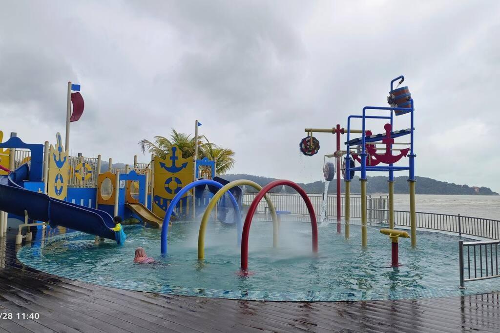 Love De Sea 4Pax 850Sf 2R2B Imperium Residence Kuantan Exterior foto